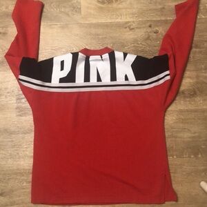Women’s VS PINK sweatshirt